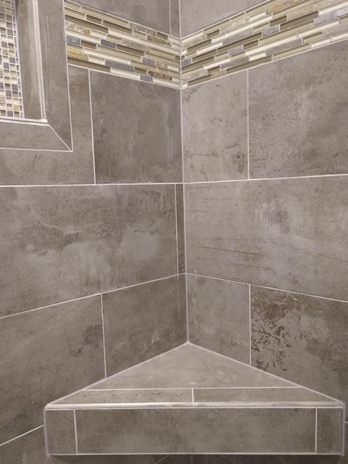 walk-in shower, niche, corner bench, glass tile, stone tile