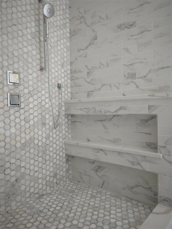 walk-in, shower, double niche, unique idea, hexagon tile, stone, marble, subway tile, 3x9 tile, shower pan, elegant, white, grey, gray, exquisite